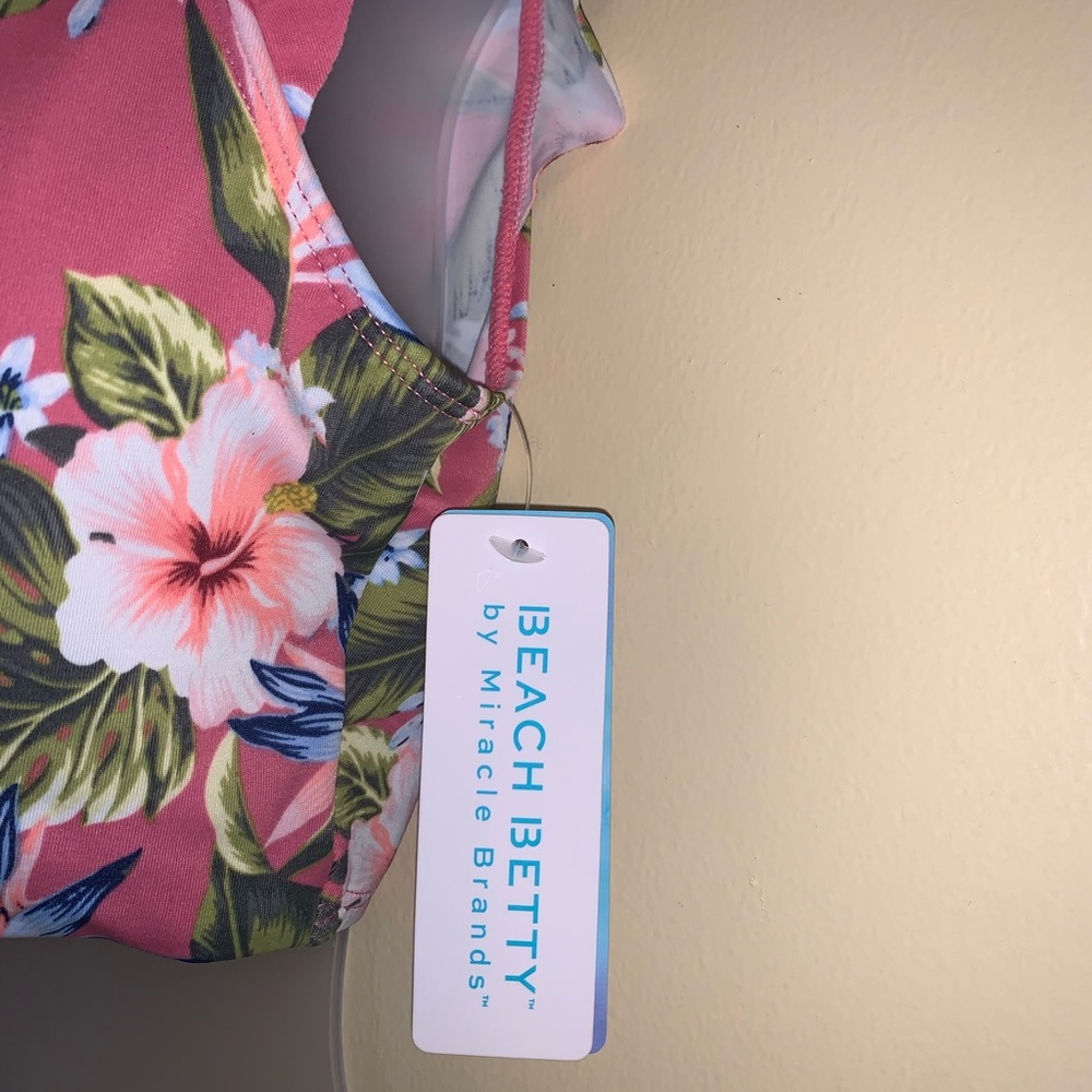 Beach Betty slimming control tie front ruffle top - Picture 4 of 6